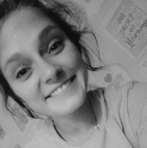 Meet your Posher, Lacey